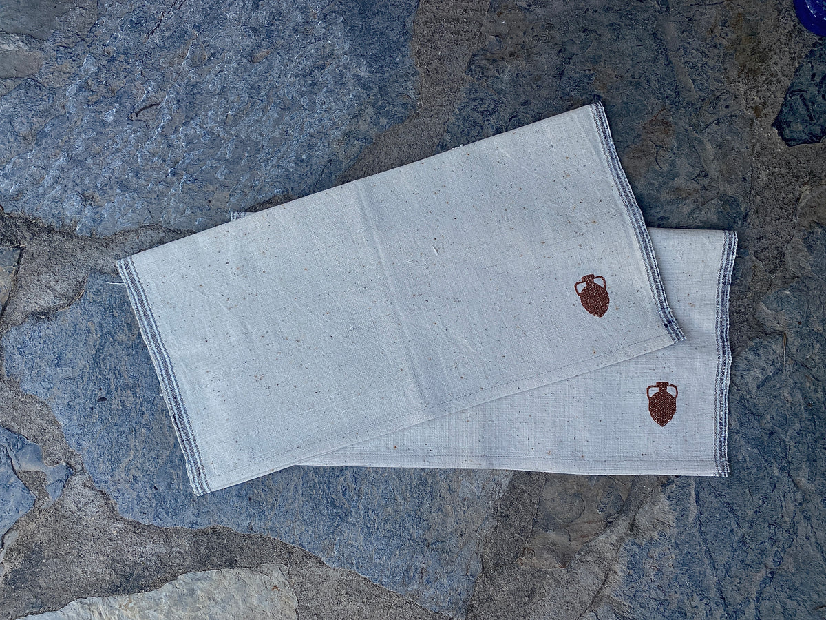 SQUARE Vintage Linen Placemats | Set of 4