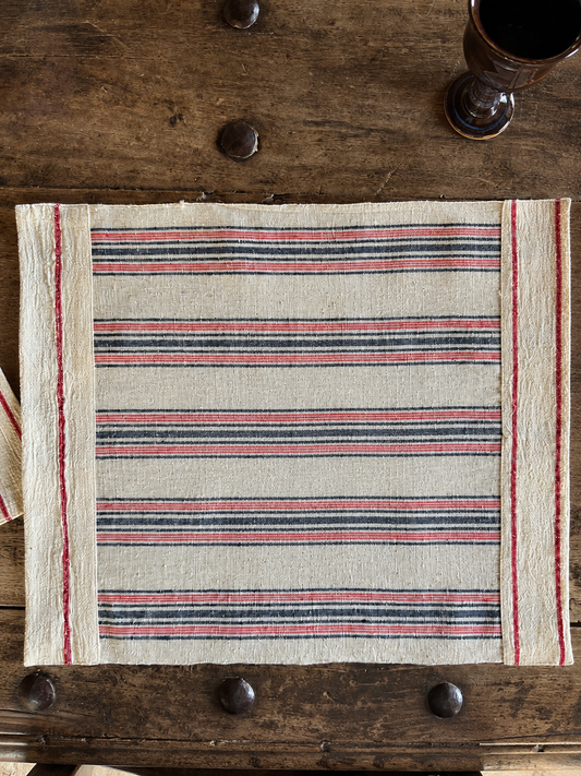 LINEA Vintage Linen Placemats | Set of 2