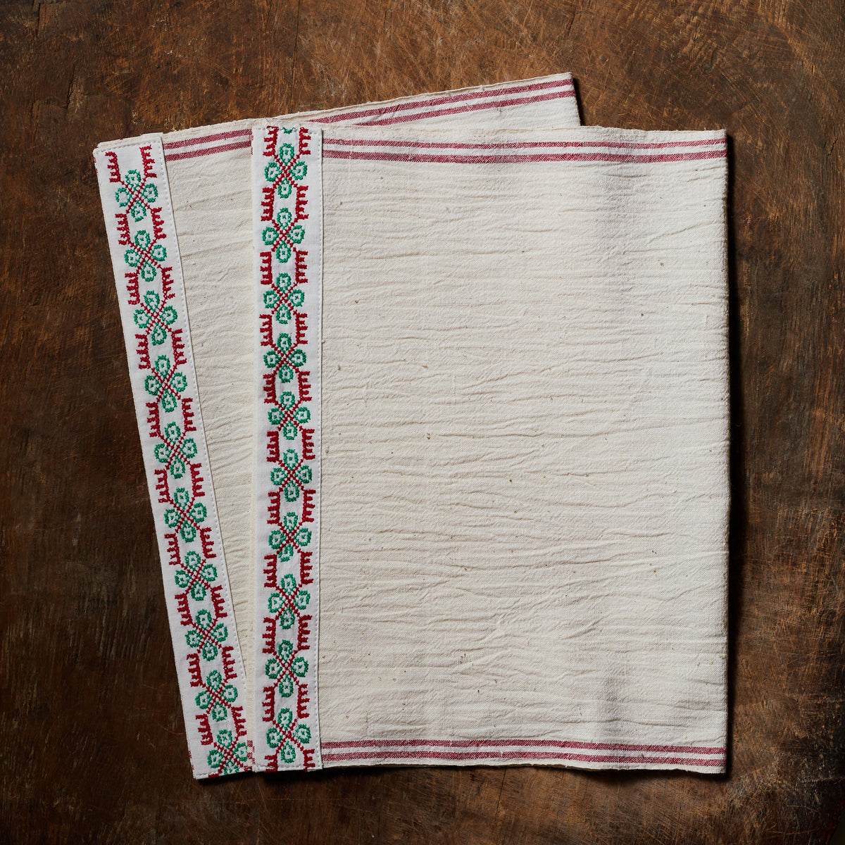 CHIRPY Textured Vintage Linen Placemats | Set of 2