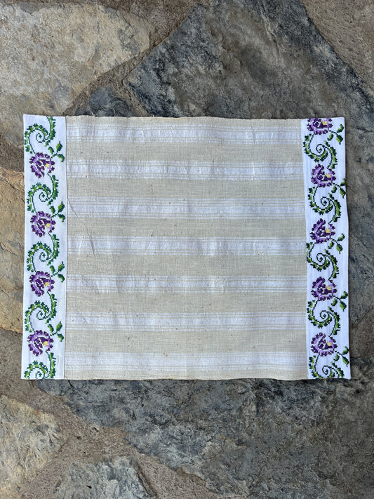 IRIS Vintage Linen Placemats | Set of 2