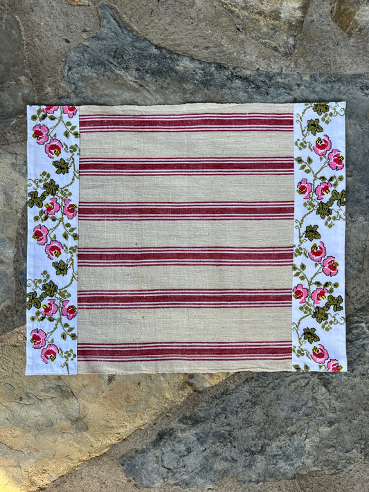 ROSA Vintage Linen Placemats | Set of 2